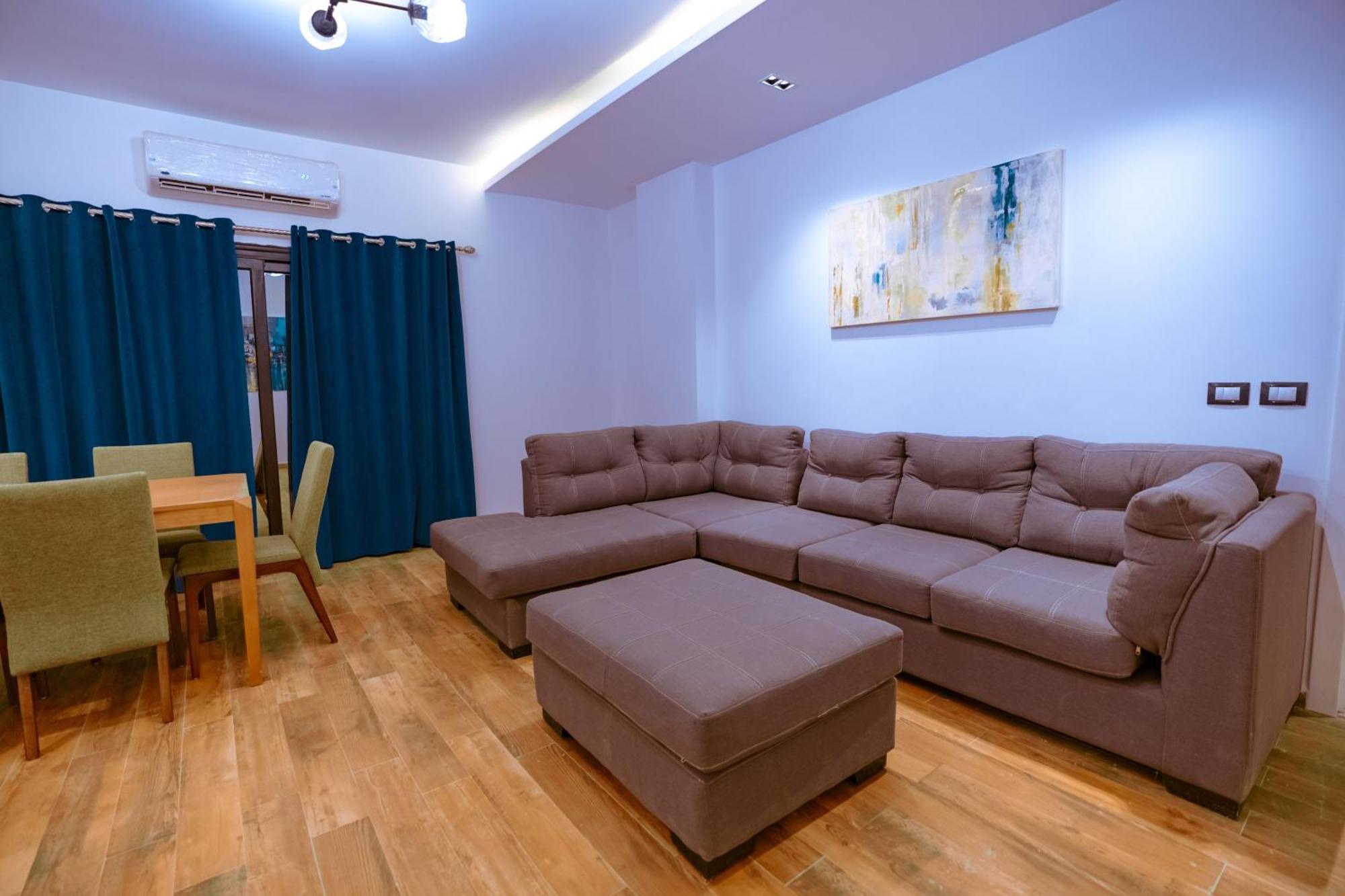 Travelholic New Cairo Residence Exteriör bild