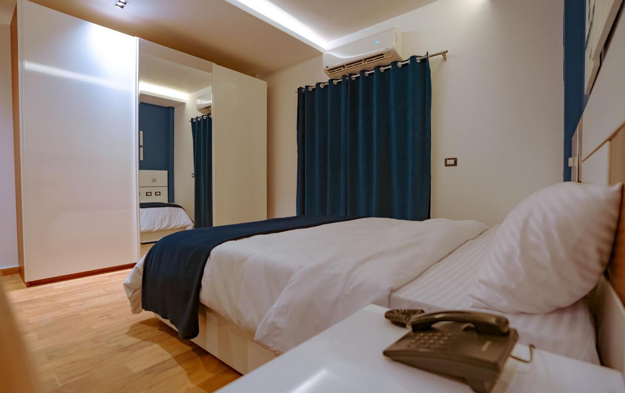 Travelholic New Cairo Residence Exteriör bild